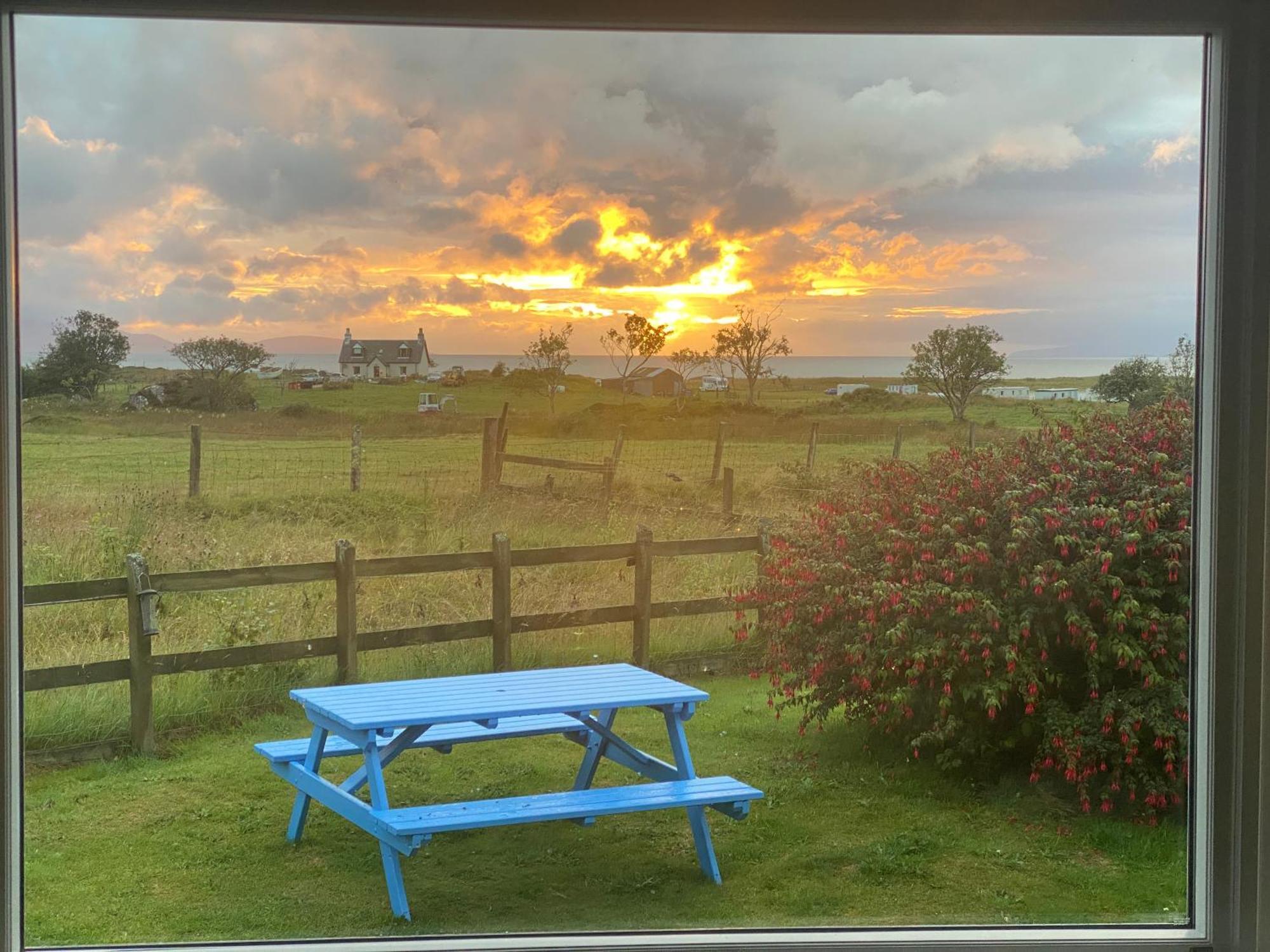 The Sheiling Holiday Home With Gorgeous Views Over The Isles Arisaig Zewnętrze zdjęcie